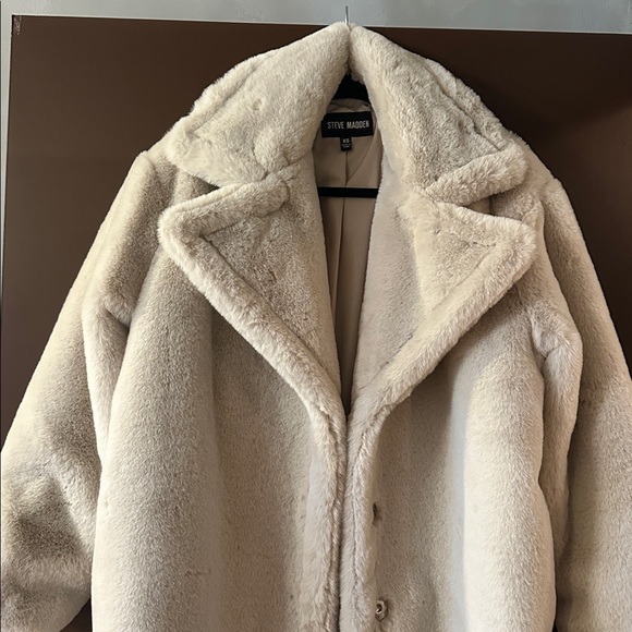Steve Madden Ivory Plush Coat - Picture 1 of 4